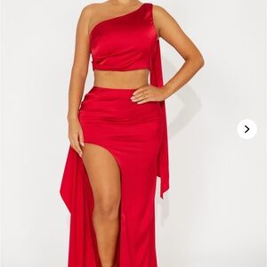 Elegant Red One-Shoulder Two-Piece Set